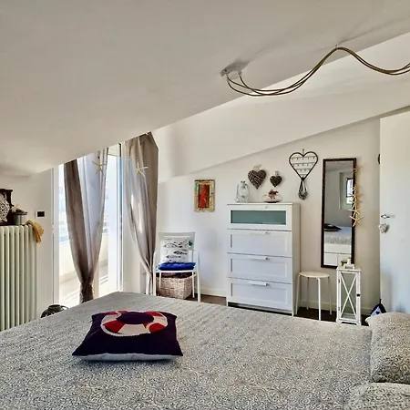 Akoya La Perla Sul Mare By Tramonti * Montesilvano Marina