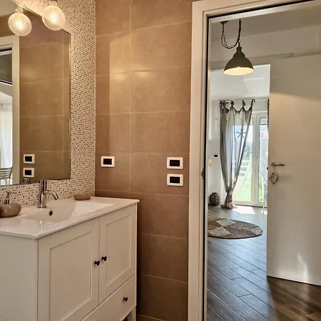 Akoya La Perla Sul Mare By Tramonti Montesilvano Marina